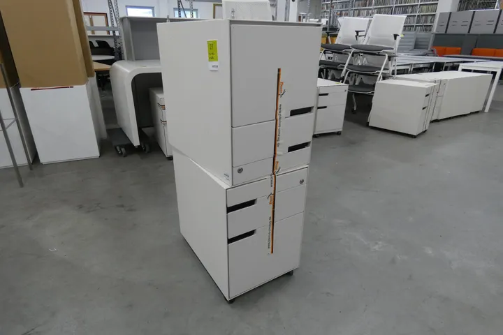2x Schreibtischcontainer